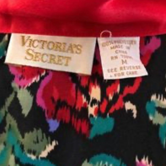 Vintage Victoria's Secret Satin Lounge PJ set size M pants and top - Picture 4 of 8